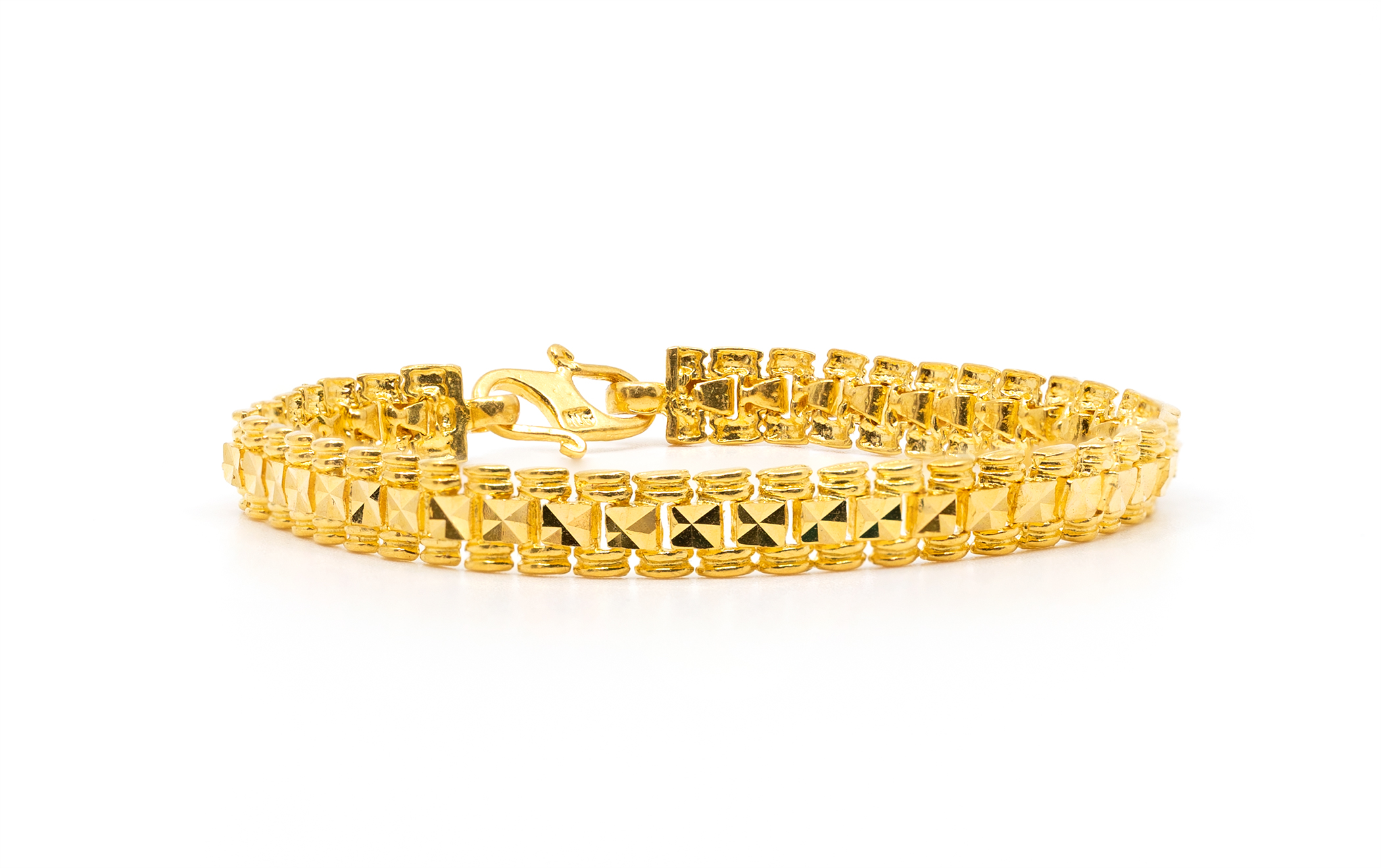 15 Trending Models Of Gold Bracelets For Men - Stylish Collection